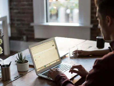Fractional CMO vs Full-Time CMO