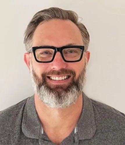 Tommy Holt