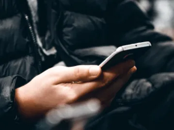 Should Your Business Be Using SMS? Yes! And Here's How