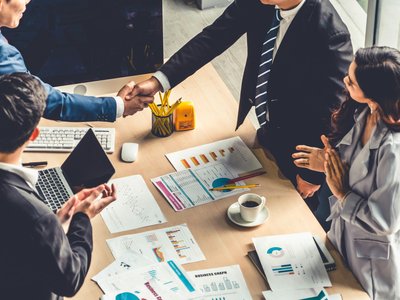 The Role of a Fractional CMO in Commercial Decision-Making