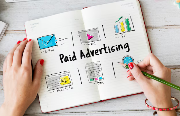 online-marketing-commercial-connection-technology_53876-132688