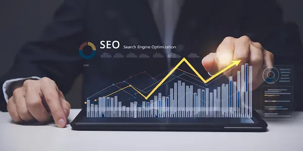 seo-tools-laptop-promoting-ranking-traffic-website-optimizing-website-rank_1126722-14495