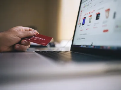 5 Reasons Why Your Website Sucks, Loses You Sales & How To Fix It