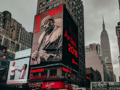 Billboards Are Back: Why This Old-School Ad Format Still Packs a Punch