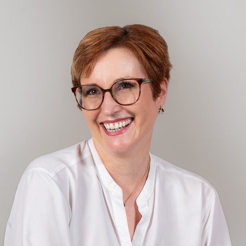 Jacqueline Mills